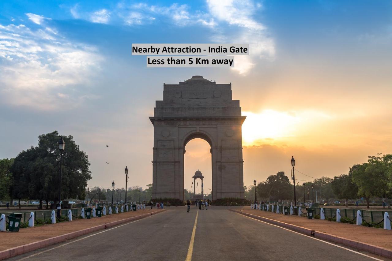 Oyo 8188 Vardhmaan Inn Delhi Kültér fotó